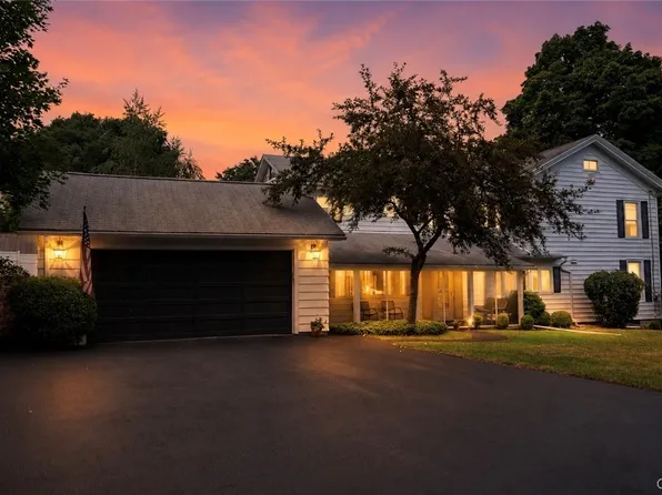 814 W German St, Herkimer, NY 13350