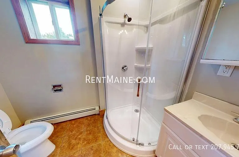 118 Grove St #2 — Photo 13