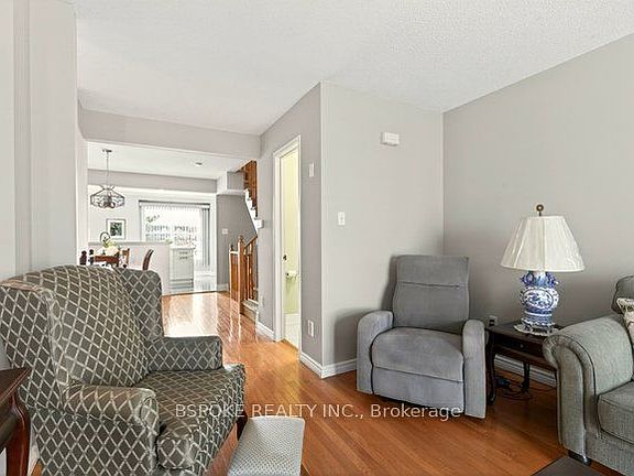 4th image of 2531 Northampton Blvd #9