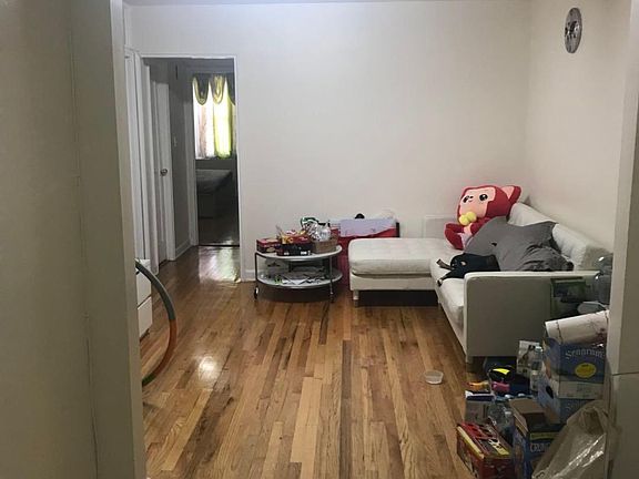4th image of 147-35 38th Ave #B61