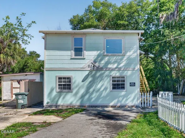 224 Kingston Ave, Daytona Beach, FL 32114