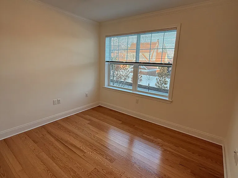 218 Ellery Ct — Photo 8