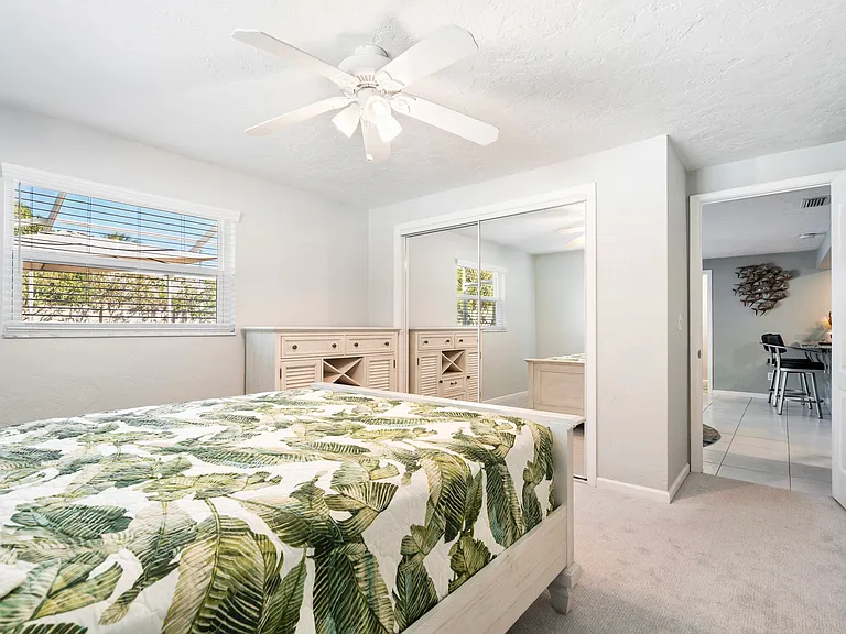 3003 W Vina Del Mar Blvd — Photo 37