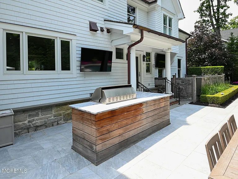 11 Red Oak Dr — Photo 7