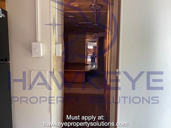 5th image of 3315 E Main St #11