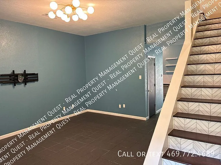 3948 Buena Vista St #105 — Photo 3