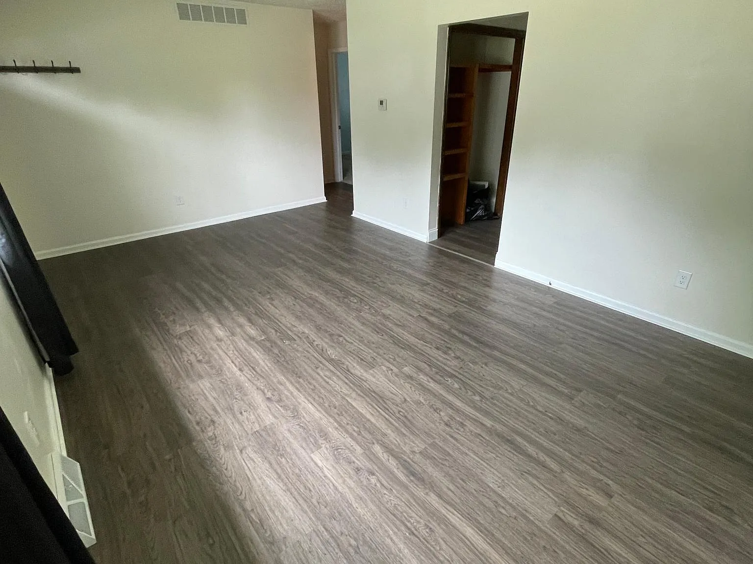 2 bed, 780 sqft, $1,045 — Photo 3