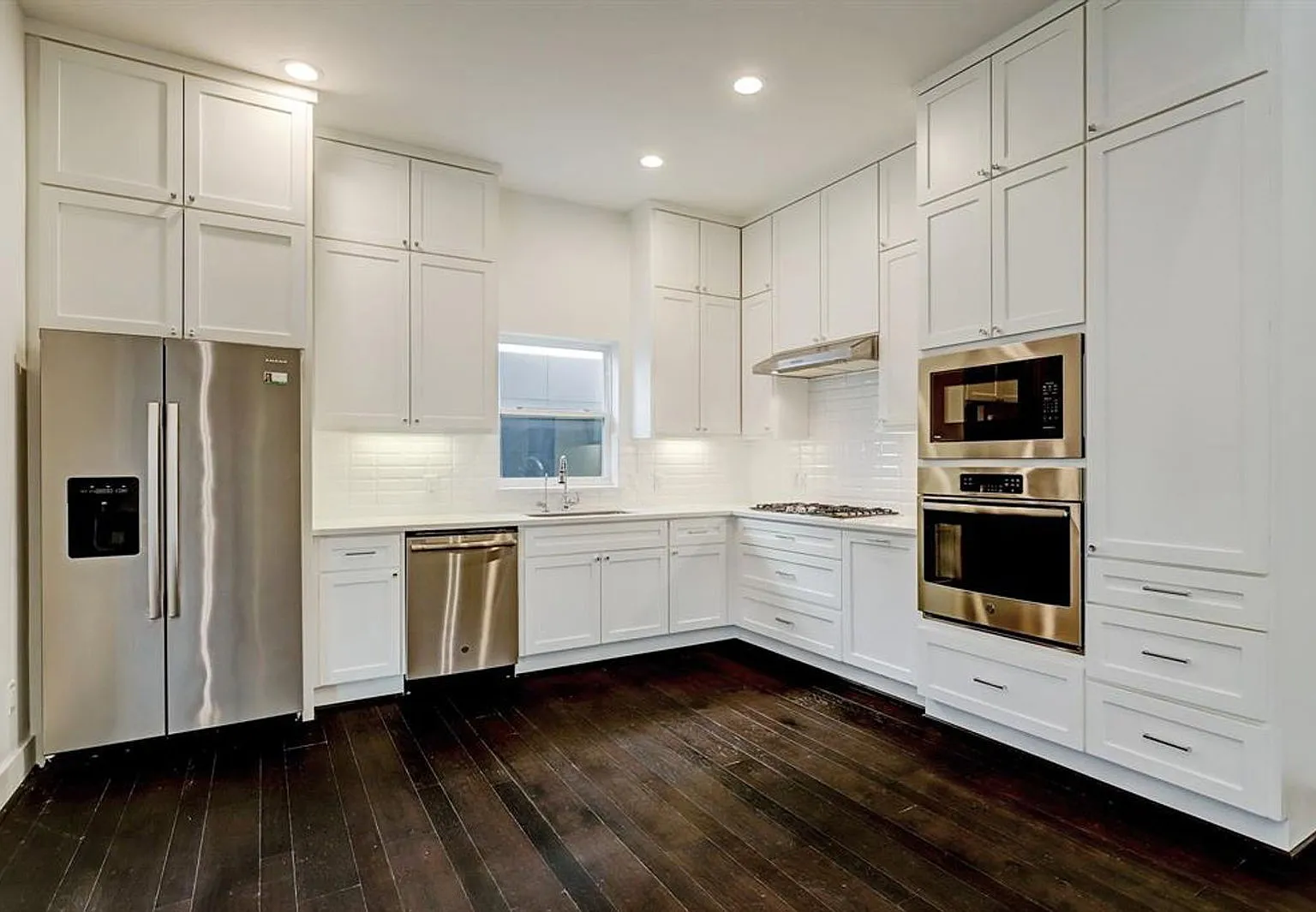 2 bed, 2.5 bath, 1506 sqft, $2,250 — Photo 4