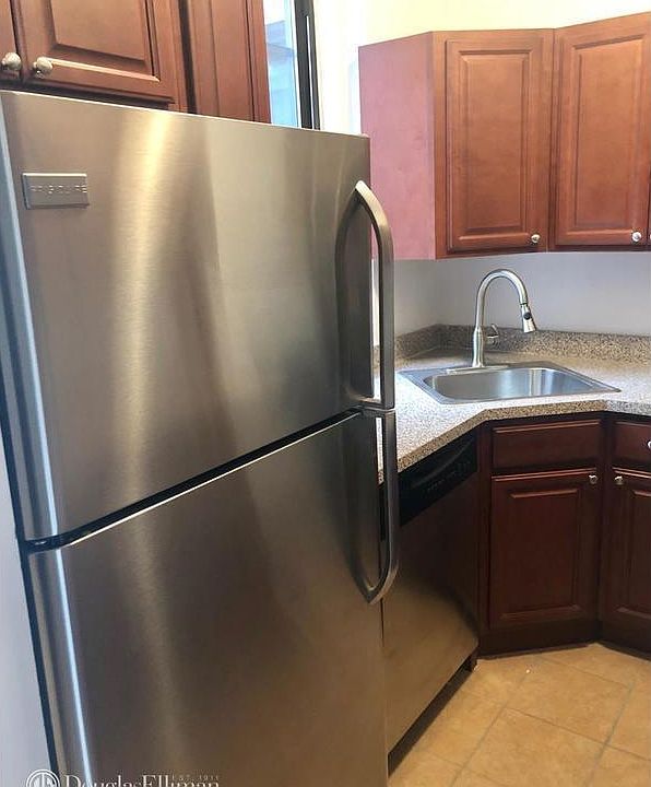1st image of 529 E 85th St APT 5E