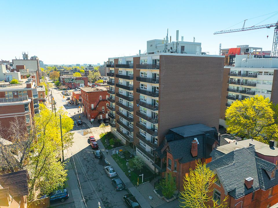 1st image of 420 Gilmour St #1187896