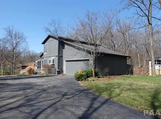 362 Charter Oak Pl, Dahinda, IL 61428