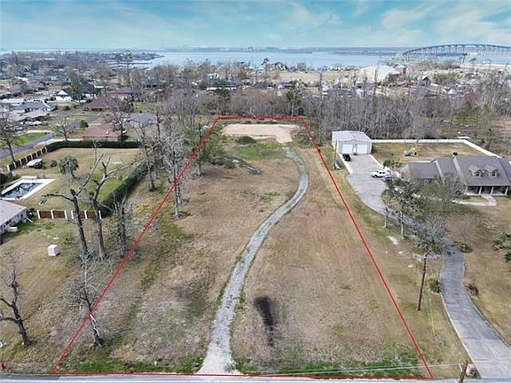 3rd image of Burton Ln