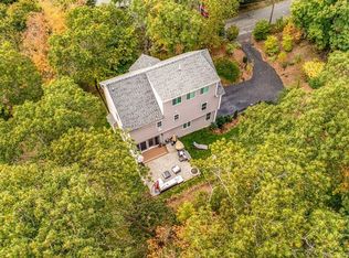 24 South St, Reading, MA 01867