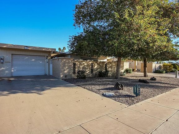 3rd image of 9804 W Teakwood Dr