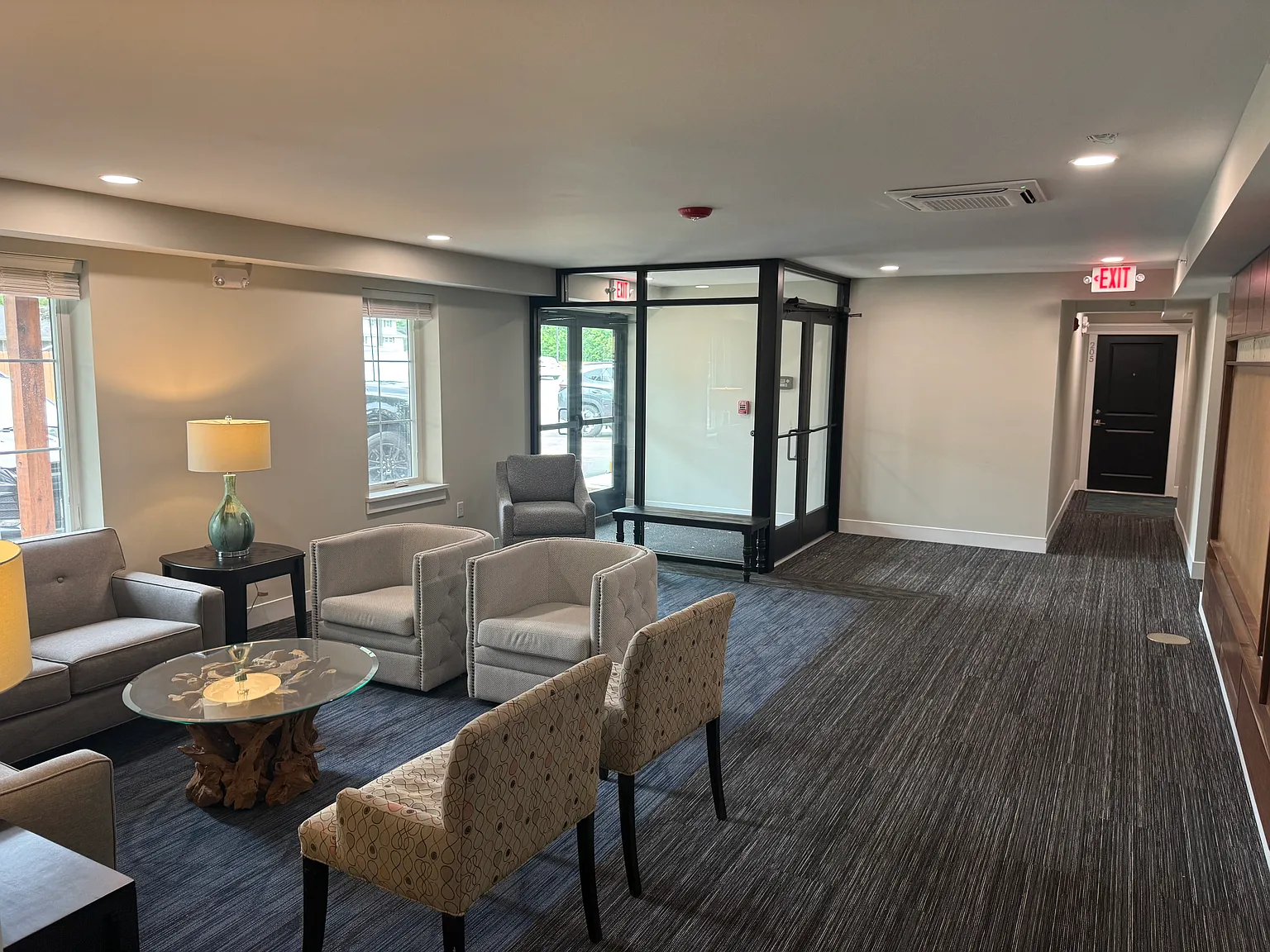 1 bed, $1,200 — Photo 4