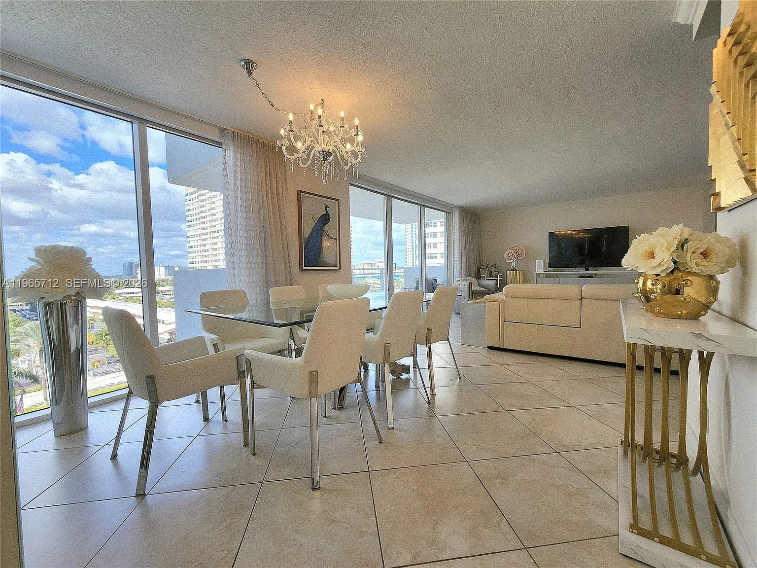 Parker Plaza Condo Estate — Photo 2