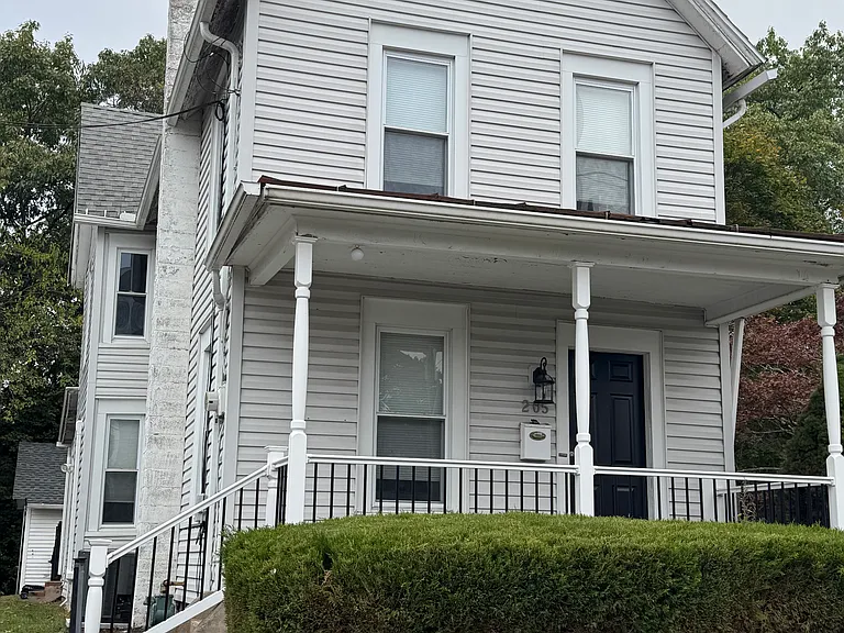 205 Fair St — Photo 20