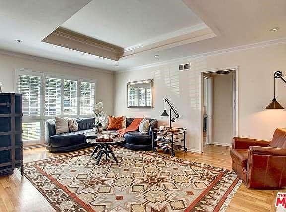 3rd image of 8406 McConnell Ave