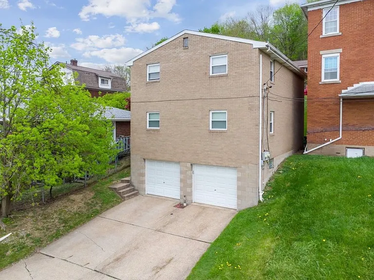 403 Homewood Ave — Photo 11