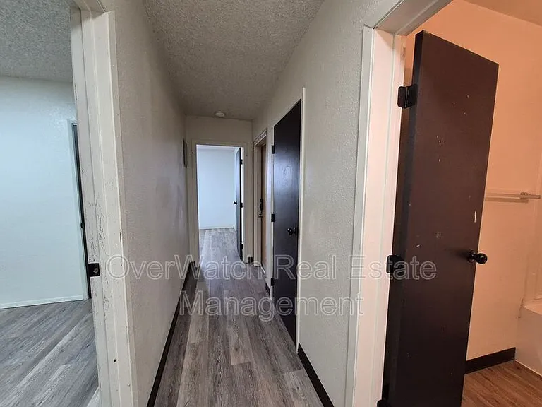 1507 W 45th Ave #1 — Photo 7