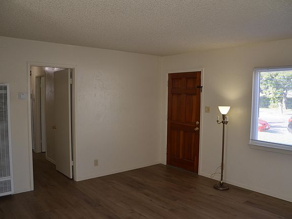4th image of 1610 N Mooney Boulevard