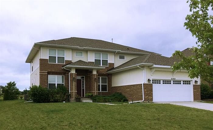 1st image of 21354 S Prairie Landing Ln