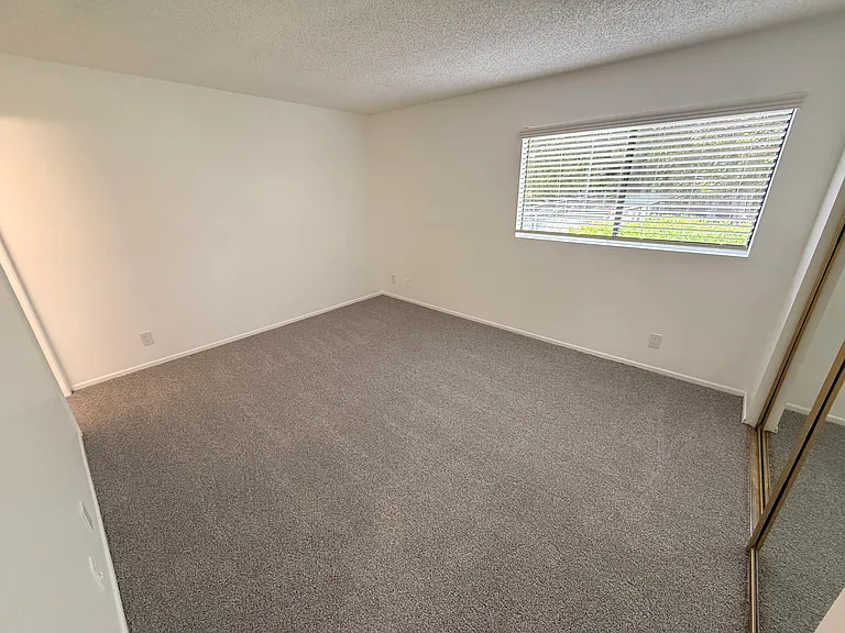 1620 Park Ave #6 — Photo 16