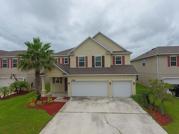 3rd image of 5316 NW Wisk Fern Cir