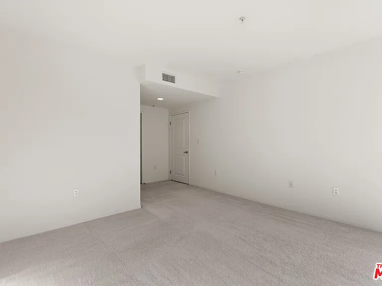267 S San Pedro St #213 — Photo 23