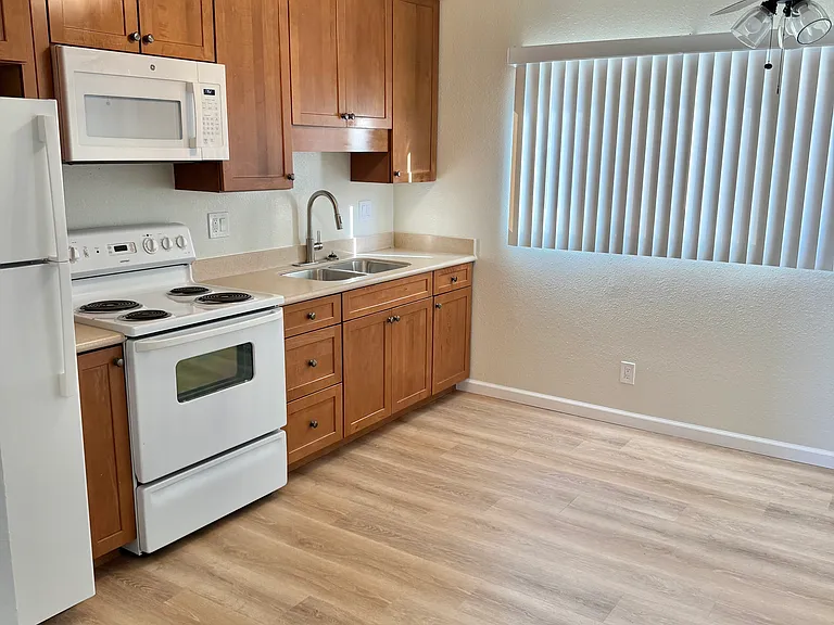 805 Florida St #I — Photo 4