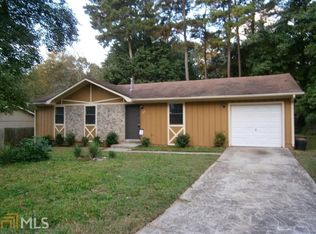 2312 Cherokee Valley Cir, Lithonia, GA 30058