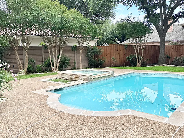 17619 Woods Edge Dr — Photo 21