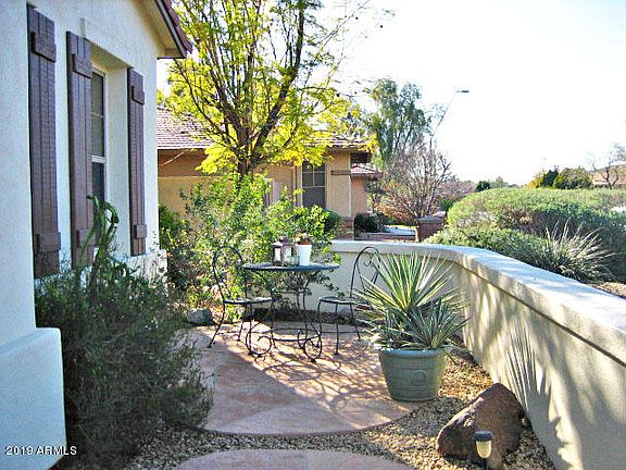 3rd image of 359 E Vinedo Ln