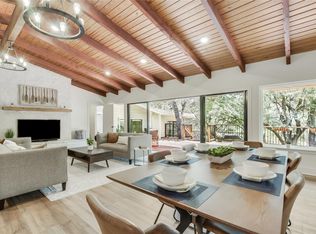 6201 Valleyview St, Leander, TX 78645