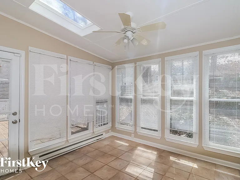 2845 Forest Wood Dr NE — Photo 11