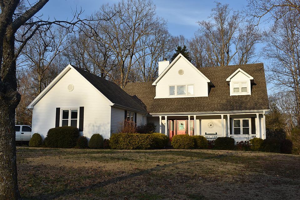 1st image of 36 Country Chase Dr