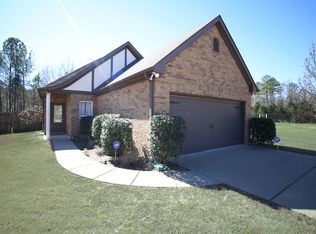 321 Oxmoor Pl, Birmingham, AL 35211