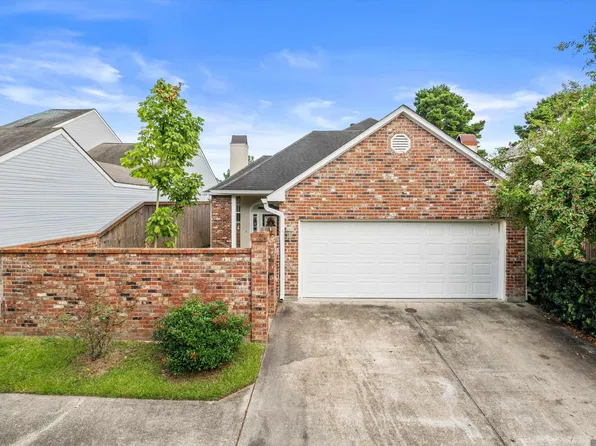 2168 Quail Oak Dr, Baton Rouge, LA 70808