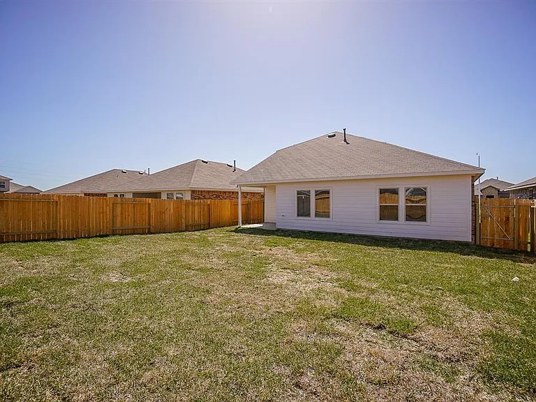 5210 Becker Hills Ln — Photo 30