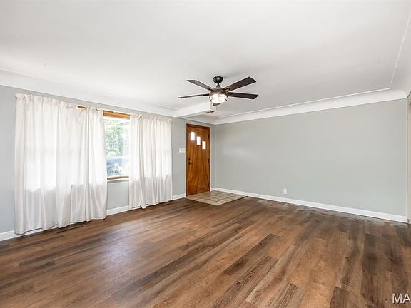 5th image of 1213 E C St