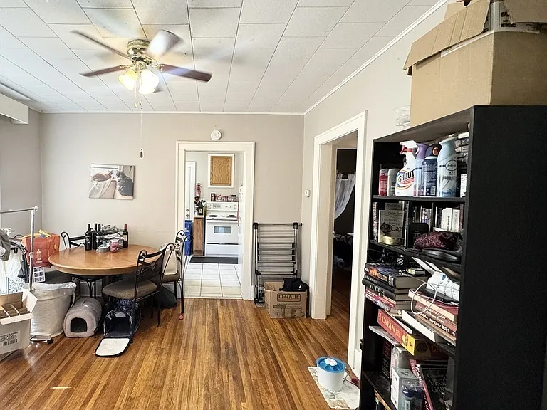 343 Partington Ave #UPPER343 — Photo 4