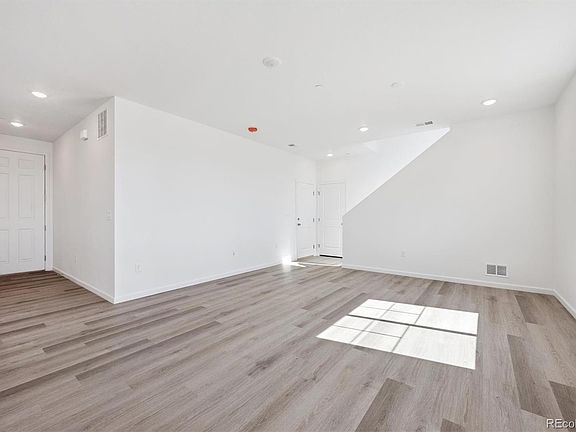 4th image of 19010 E 96th Place
