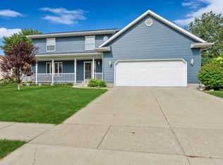 2170 Stratford Dr, Marion, IA 52302
