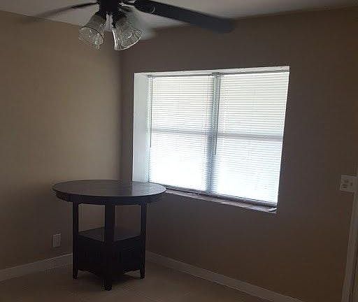 3rd image of 180 Flamingo Dr