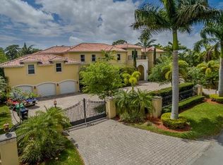 6930 SW 62nd St, Miami, FL 33143