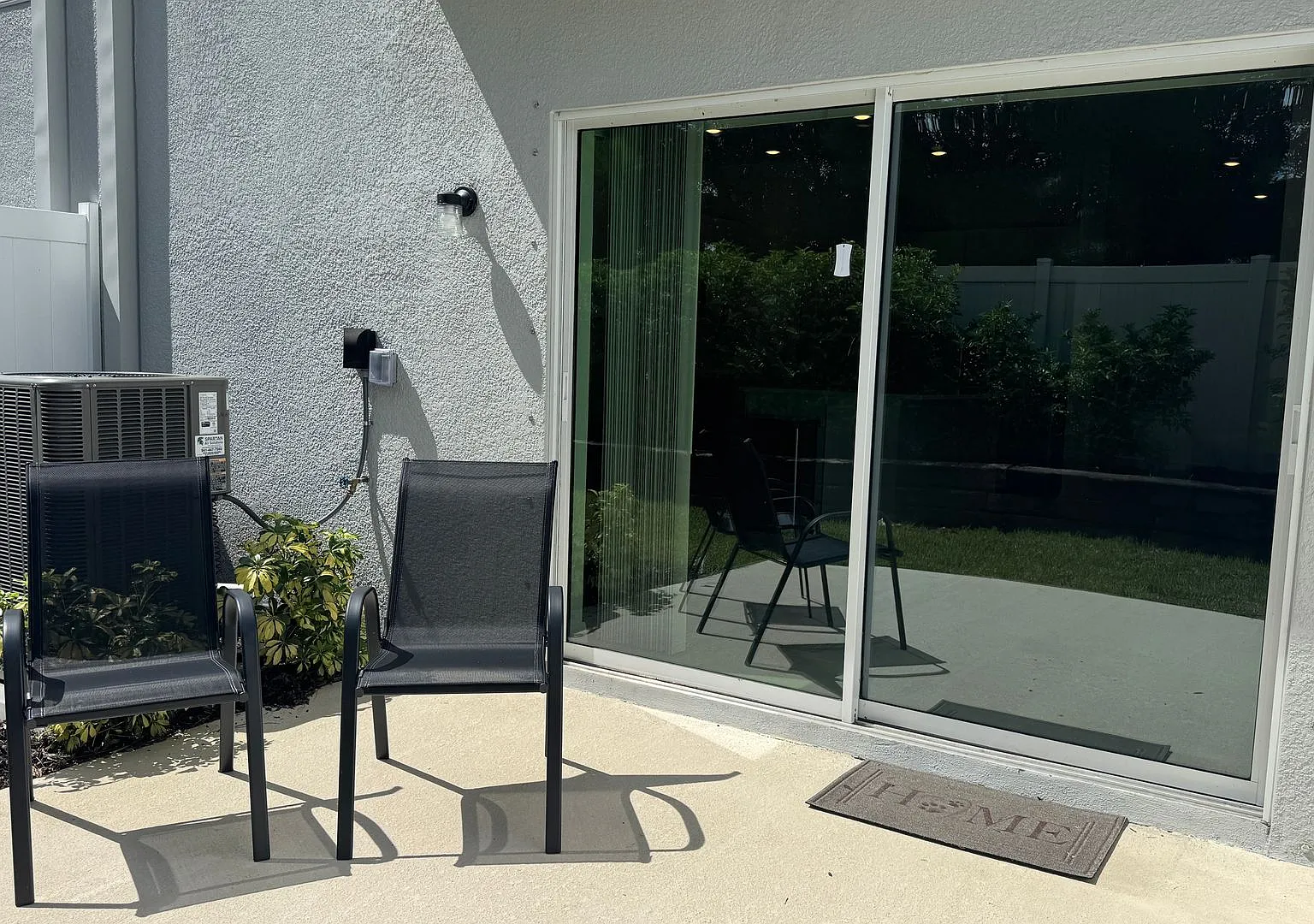 Unfurnished Annual Rental — Photo 2