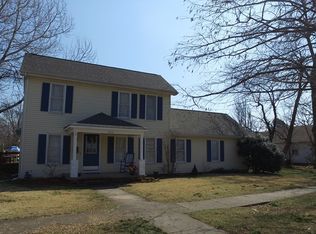 405 S College St, Nevada, MO 64772