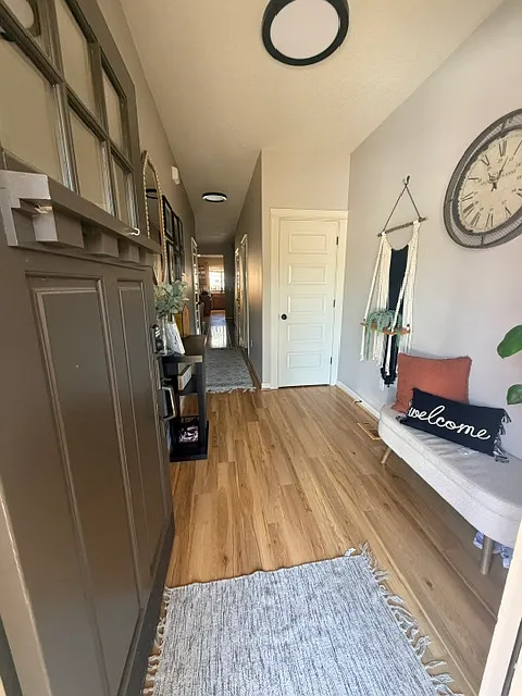 3 bed, 2.5 bath, 1760 sqft, $2,750 — Photo 2