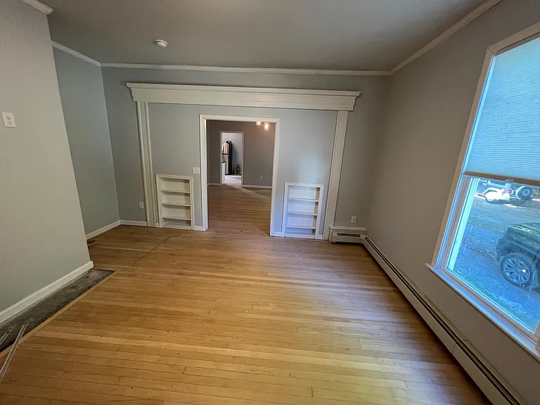 409 Hammond St #1 — Photo 6
