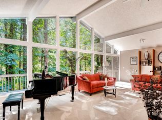 3551 NE 182nd St, Seattle, WA 98155